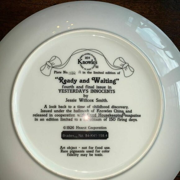 - Knowles Plate "Ready and Waiting" Yesterday's Innocents Jessie Wilcox Sm… - Picture 4 of 5
